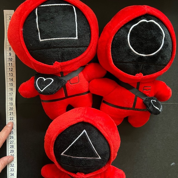 NEW SET of 3 Squid Game stuff - Picture 1 of 10